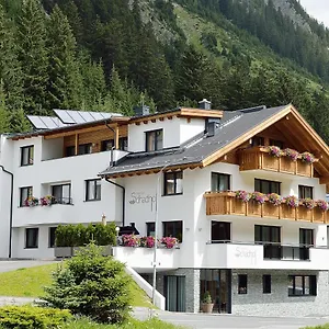 Aparthotel Garni Schadhof, Ischgl